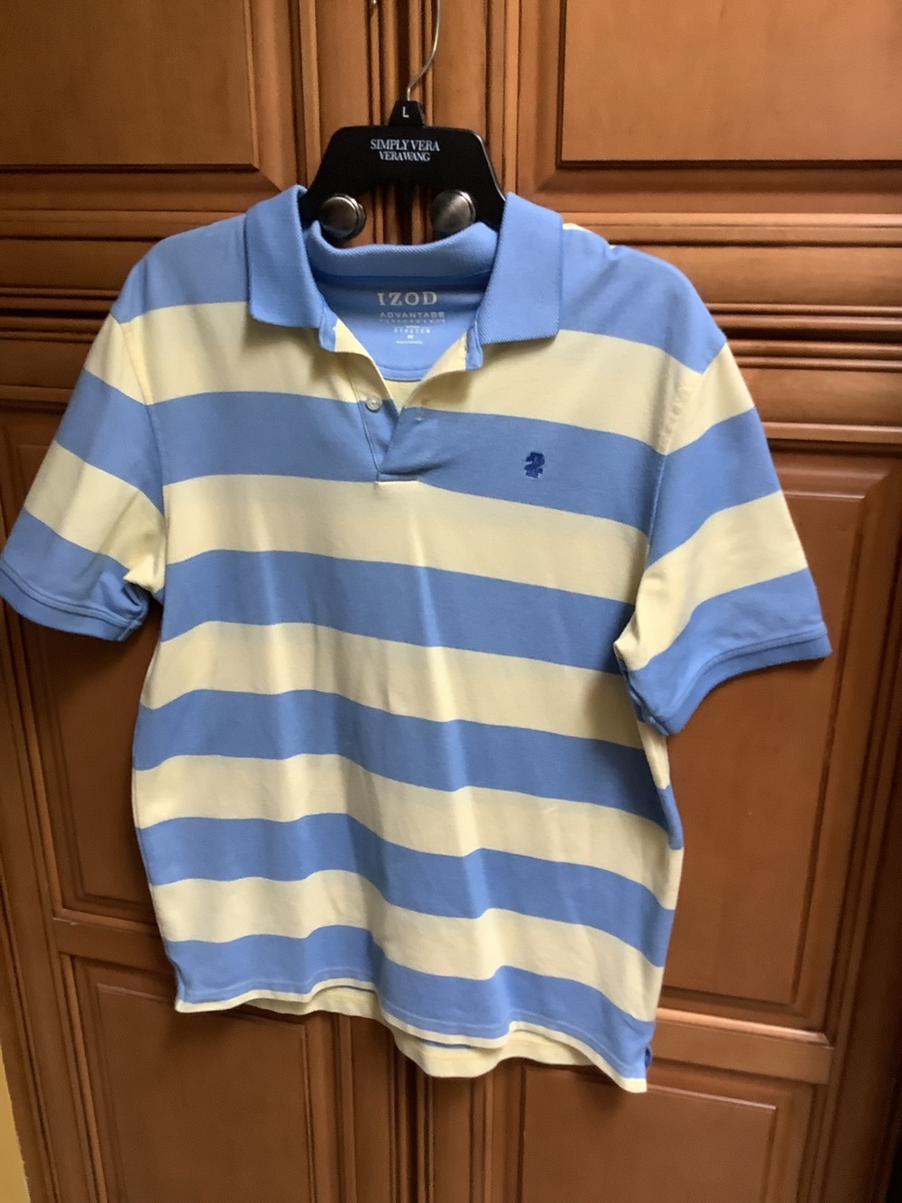 IZOD MEN’S BLUE AND YELLOW HORIZONTAL STRIPE POLO